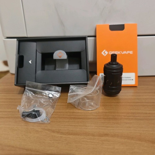 Geek Vape Nano MTL Tank like new, cigarette-style atomizer