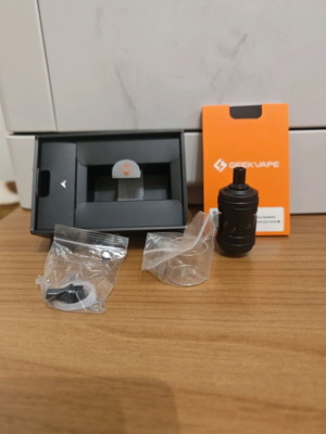 Geek Vape Nano MTL Tank like new, cigarette-style atomizer