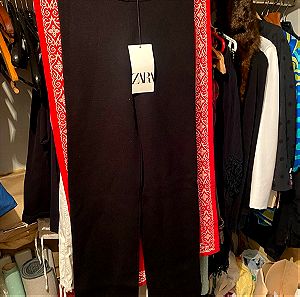 Παντελόνι Zara no small Από χοντρό πλεκτό ολοκαίνουργιο σε ίσια γραμμή με σχισιμο στο πλάι , μαύρο