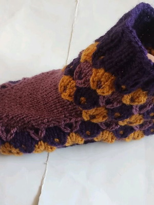 Women's knitted slippers with diamonds new, purple