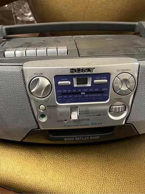 Sony vintage radio cassette players used, models CFD V20 and CFD V7, set of 2