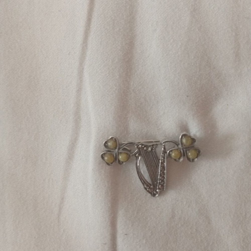 Vintage Irish brooch used, sterling silver with marble shamrocks