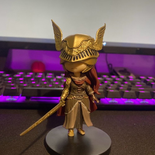 Melania Elder Ring figure 10 cm like new