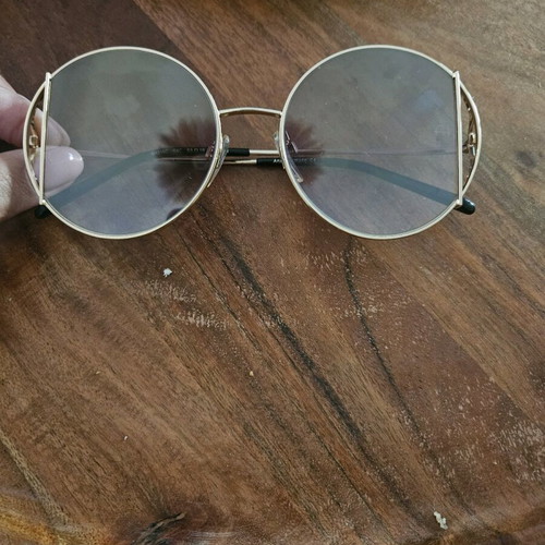 Ana Hickmann glasses like new