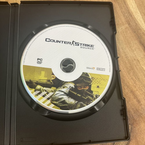 Counter-Strike: Source PC DVD used, includes Half-Life 2 and Day of Defeat