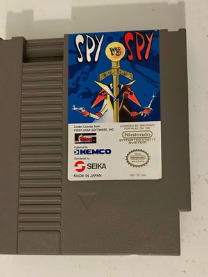 Spy vs Spy Nintendo Entertainment System (NES) like new