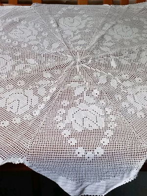 Handmade large crochet doily new, diameter 1 meter
