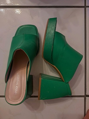 Mules green used, size 36