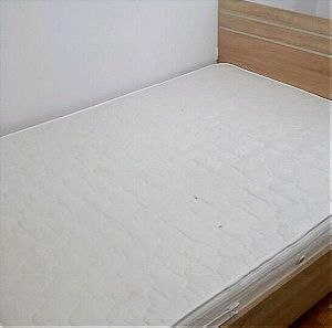 Διπλό Κρεβάτι με στρώμα
