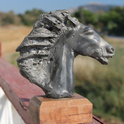 Solid lead horse head sculpture, 3 kg
