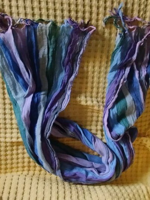 Scarf like new
