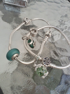 Pandora bracelets with 5 charms, like new, silver 925, pack of 2