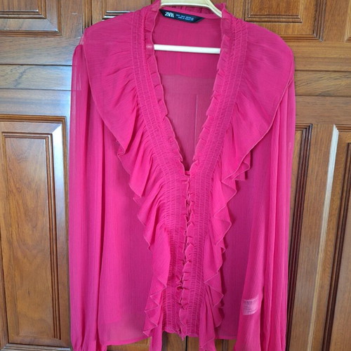 ZARA shirt-blouse fuchsia-rose with ruffles like new