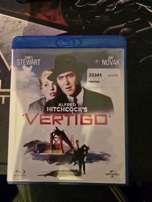 Vertigo Blu-ray like new with English subtitles
