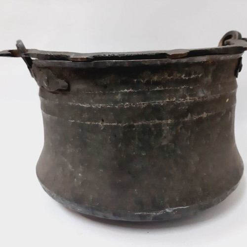 Antique Copper Cauldron 19th Century Hand-Hammered Used