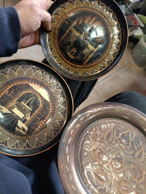Set of 3 copper decorative plates with handmade engravings