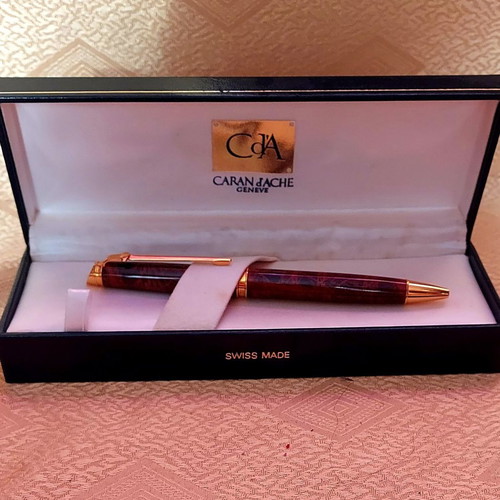 Caran d'Ache Genève pen new with brown marble lacquer and gold accents