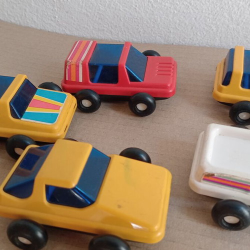 Space toy cars vintage used, pack of 7 pieces