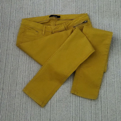 Tally Weijl mustard-croc leggings size 40 like new