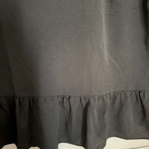 Blouse with ruffles and open back Tiffany size S like new black