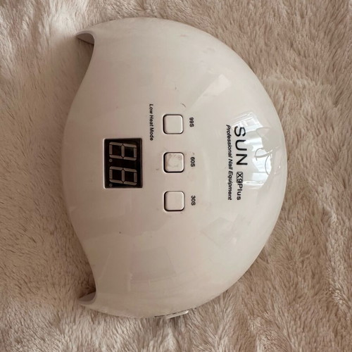 Sun UV nail lamp lightly used