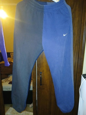 Nike sweatshirt pants like new, size small with loose fit, high waist