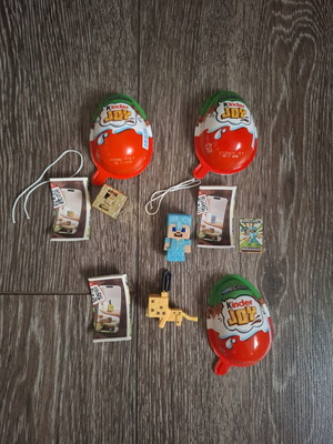 Kinder Joy Minecraft figures new, pack of 3 with cards