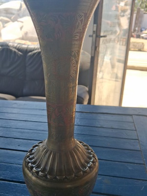 Flower vase used, bronze