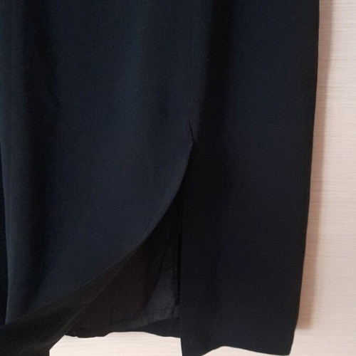 Mini dress with front slit, embroidered flowers, like new, black, size L