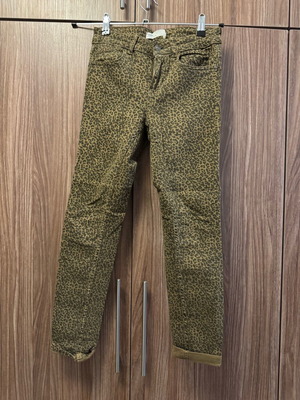Zara jeans worn once, size 34