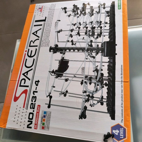 Spacerail Level 4 game used, missing 3 marbles
