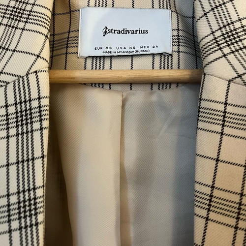 Stradivarius checked jacket size XS like new, black and beige
