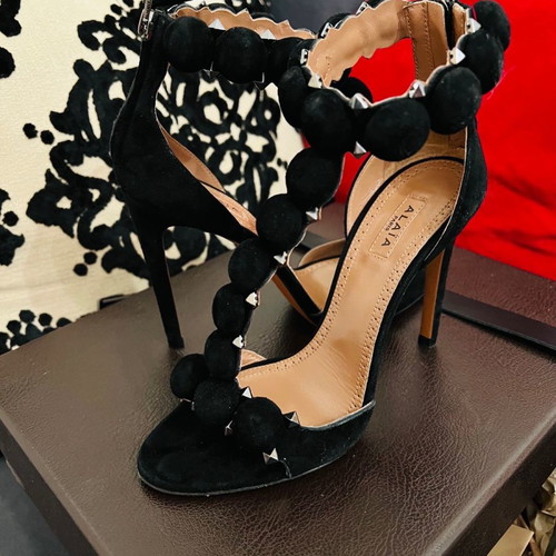 Alaia sandals used, size 36, black, like new worn twice