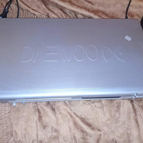 Daewoo portable DVD player used
