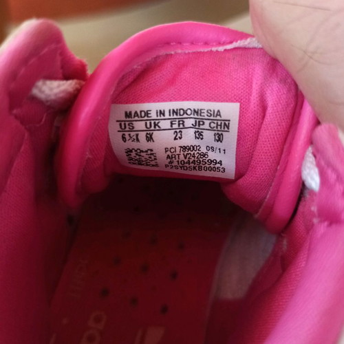 Βρεφικά παπούτσια Adidas μεταχειρισμένα, UK no6, ανατομικά