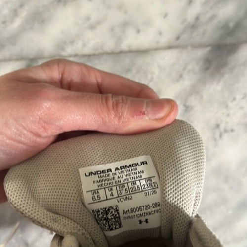 Under Armour athletic shoes like new, size 37.5, beige