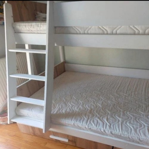 Bunk bed with mattresses used in excellent condition