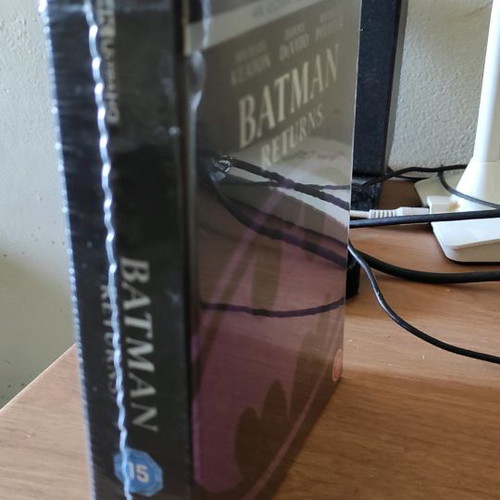 Batman Returns 4k UHD Blu-Ray new with second CD