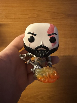 Funko Pop! Games God of War Kratos with the Blades of Chaos 154 used