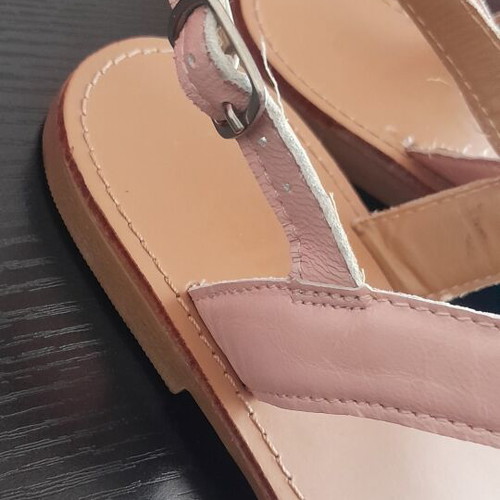 Nak Shoes women's flat sandals size 39 like new, pink