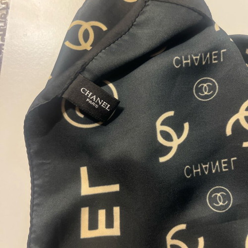 Authentic Chanel Paris scarf like new, black