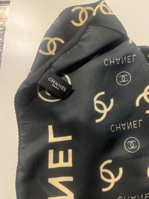 Authentic Chanel Paris scarf like new, black