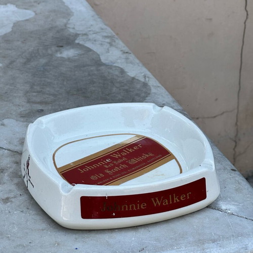 Ceramic ashtray Johnnie Walker Red Label used, Wade PDM England