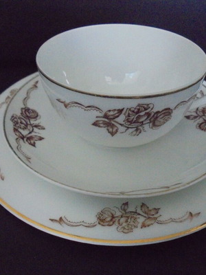 H&C Chodau Vintage Porcelain Coffee Set used, Germany