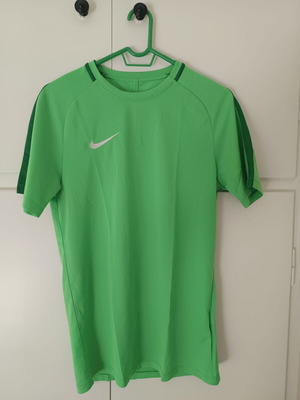 Nike green referee warm-up shirt new, size Small