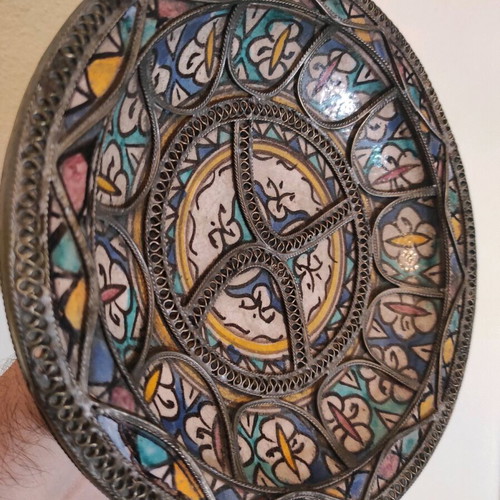 Mid Century Moroccan Ceramic Bowl with Silver Moorish Filigree from Fez 22cm used