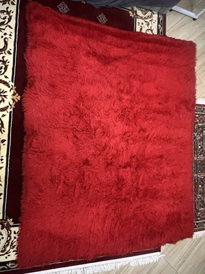 Wool flokati rug used, red 1.90x2.40 meters