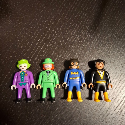 Φιγούρες DC Heroes Playmobil Kinder Surprise σετ