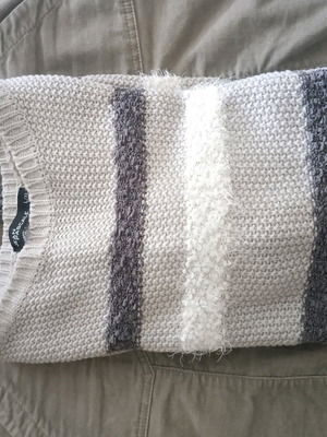 Jean Pascale knitted sweater like new, white and gray, sizes L-XL