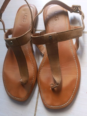Ugg Australia sandals like new, brown, size 40, sandals